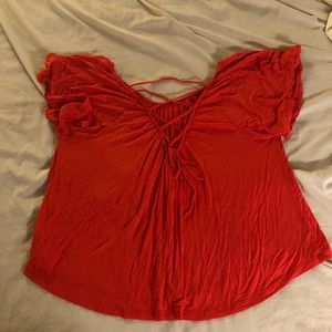 Short sleeve with a lace up back